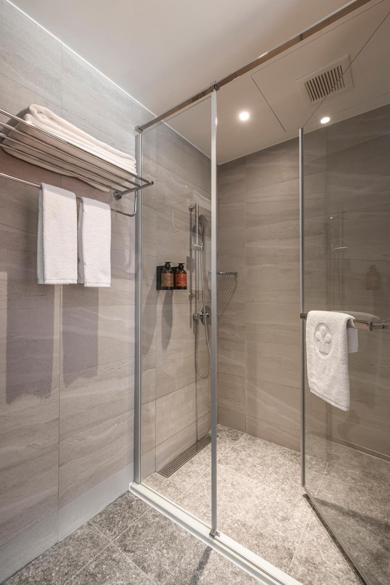 Lakeshore Hotel Tainan Rom bilde